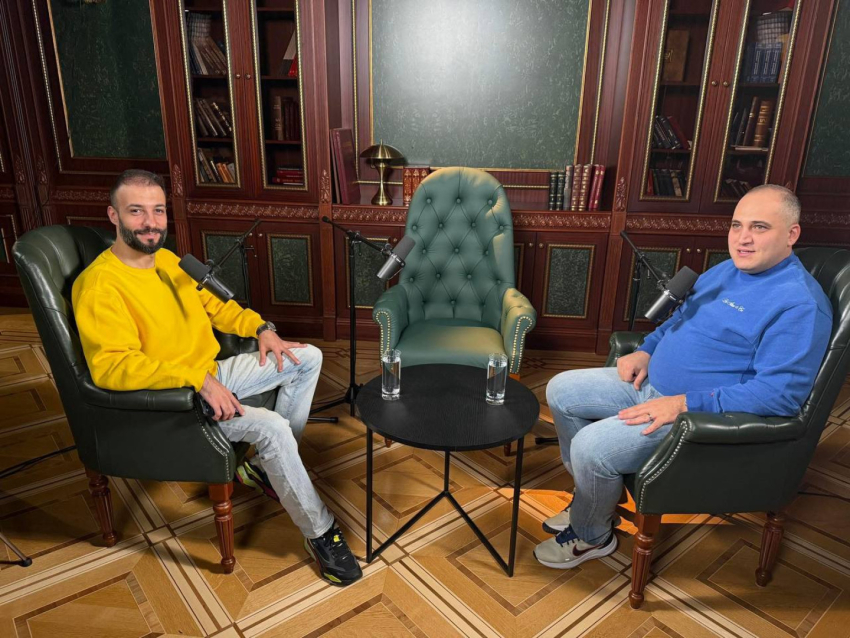 Դիմակավորված անձինք մտել են Նարեկ Սամսոնյանի ու Վազգեն Սաղաթելյանի տուն․ փաստաբան