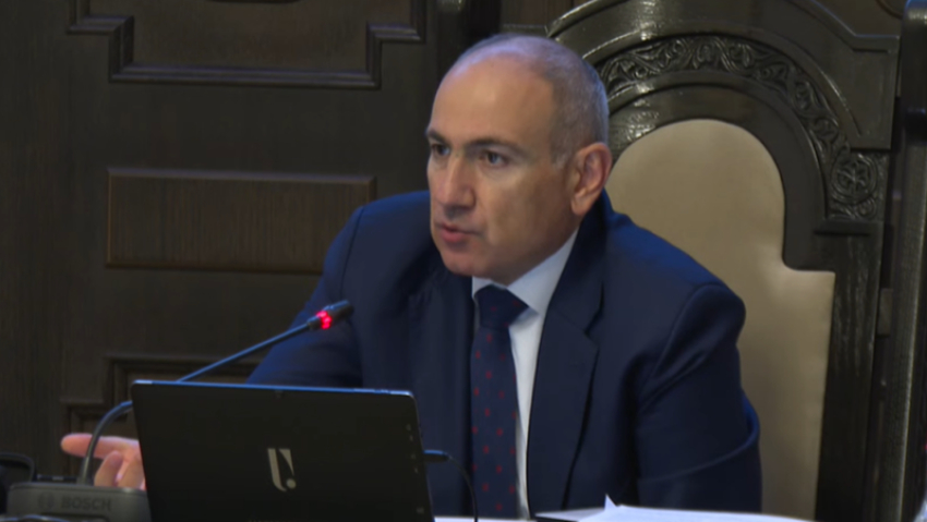 ՀՀ-ում 2 ուսուցիչ կա՝ ամեն ամիս ստանում են ավելի քան 700,000 դրամ. Փաշինյան