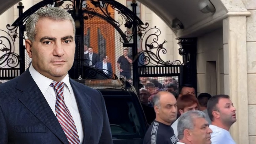 Ի՞նչ է կատարվում ձերբակալված Սամվել Կարապետյանի առանձնատանը. ազգականներն ու աջակիցները հավաքվել են
