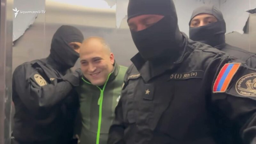 Նարեկ Սամսոնյանի կալանքի քննությունը տեղի կունենա Մասիվի դատարանում՝ Մասիս Մելքոնյանի նախագահությամբ