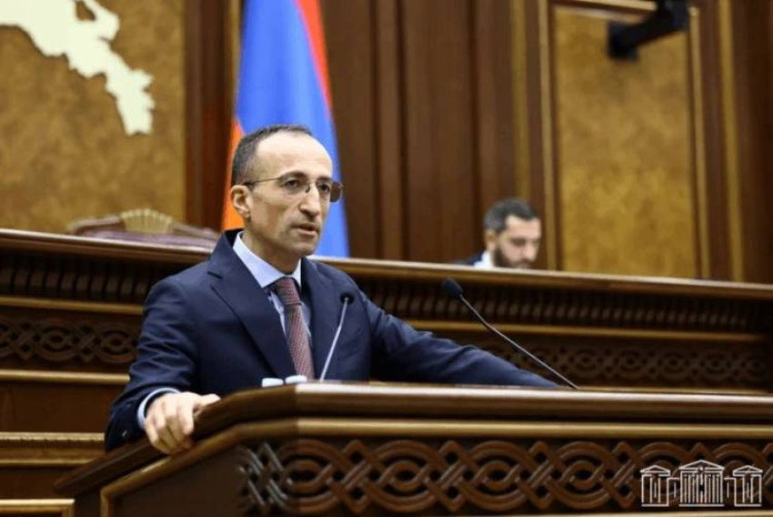 Կկախի՞ պատից Փաշինյանի լուսանկարը․ «Հրապարակ»