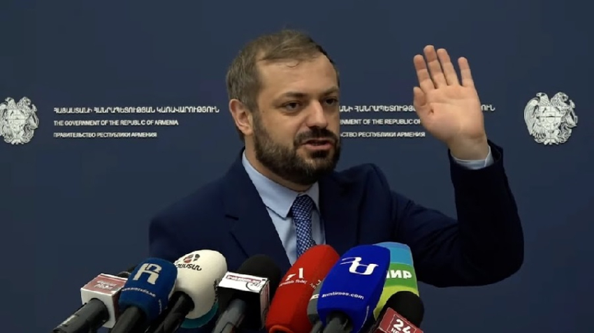 «Էդ ստահակը իմ ժողովրդին անասու՞ն էր անվանել. իրենց կողմնակիցներին էլ բաժանում են բջերի ու էշերի». Պապոյանը՝ չբացառեց, որ ՀՅԴ–ն կասեցվի