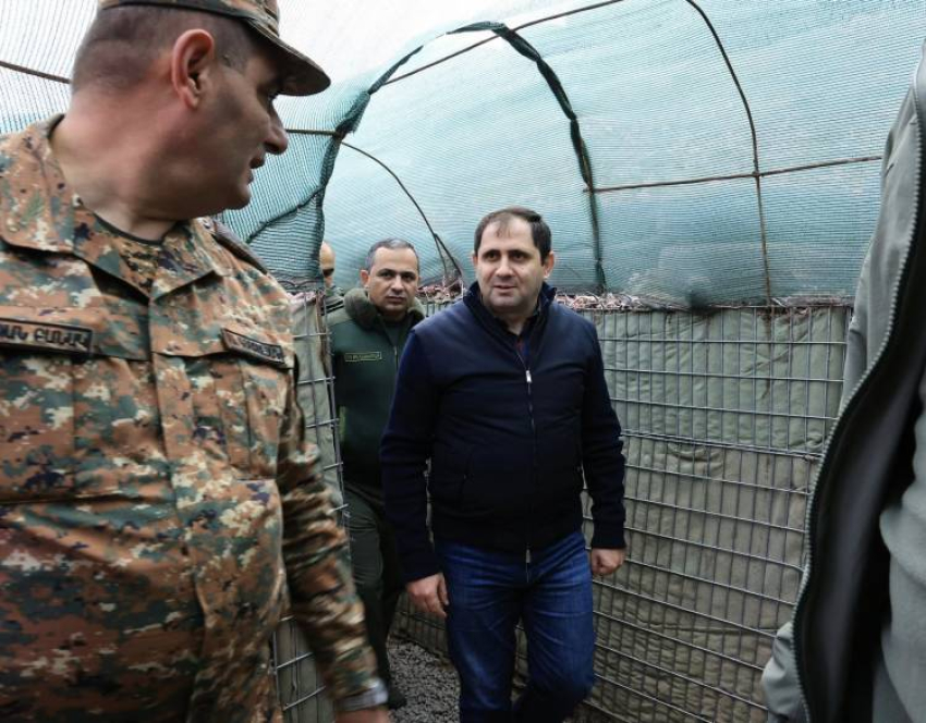 Սահմանային «ամրոցները» կառուցում են այլազգիները․ «Հրապարակ»