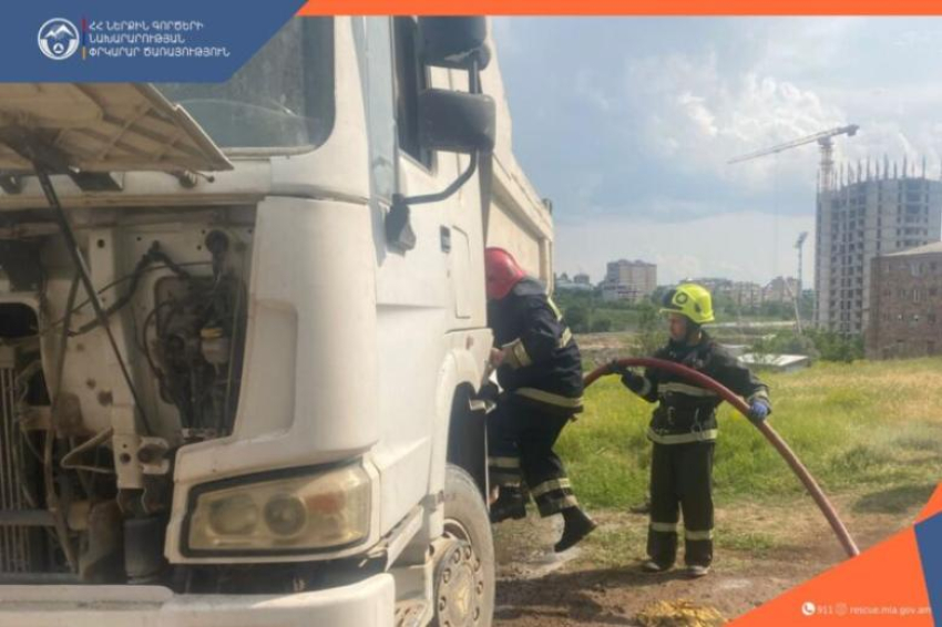 Բեռնատար է այրվել, տուժածներ կան