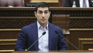 Ստորագրությունները կան. Միքայել Սրբազանին էլ, Դավիթ Համբարձումյանին էլ կողմ ենք. Լևոն Քոչարյան