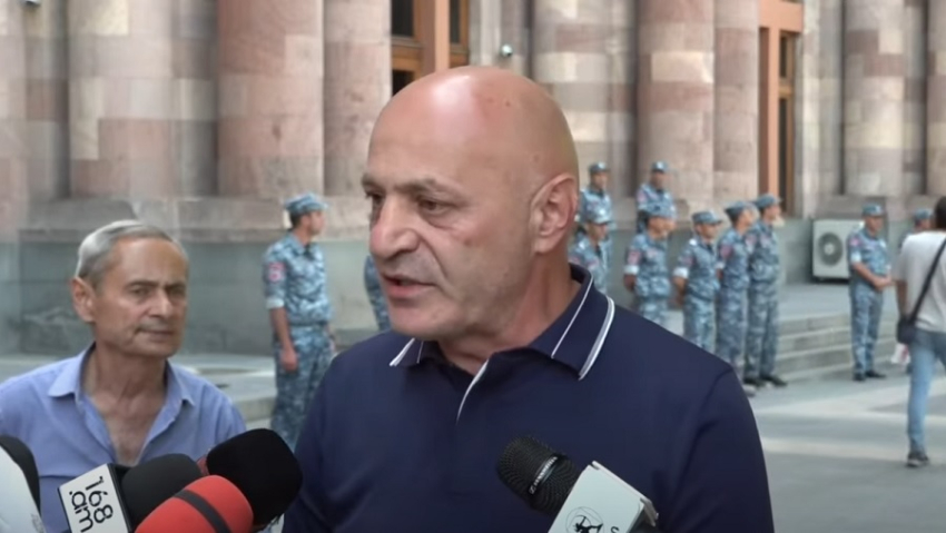 Արցախցիների բողոքի ակցիան՝ ուղիղ միացմամբ