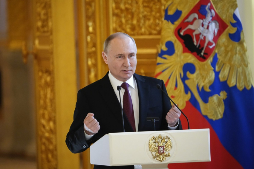 Պուտինը ՀԱՊԿ գագաթնաժողովում կատակել է տղամարդկանց «ձախ գնալու» մասին