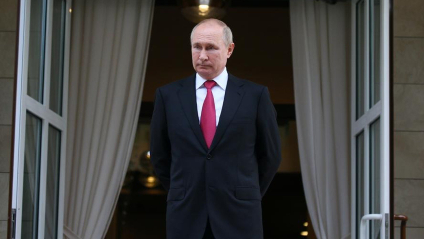 Ի՞նչ է պահում Պուտինն անձնական գրադարանում