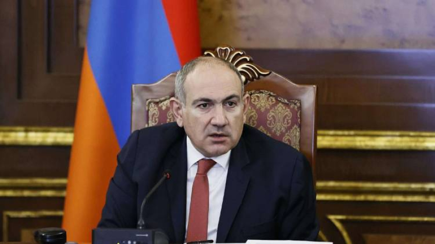 «Կտրիճ Ներսիսյան, էն պոռնկաբարո Արշակ «սրբազանիդ» ասա վեր ընկնի տեղը». Փաշինյան